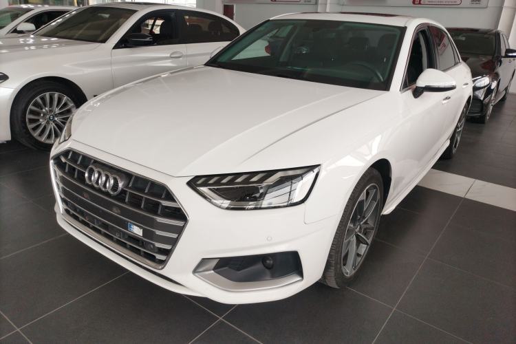 Used Audi A4L 2020 40 TFSI Fashionable and Elegant Model Guazi used car, China used car export, Used car for sale, Used cars, Cheapest cars for sale