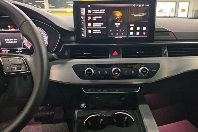 Used Audi A4L 2020 40 TFSI Fashion Dynamic Model Audio And AC Panel
