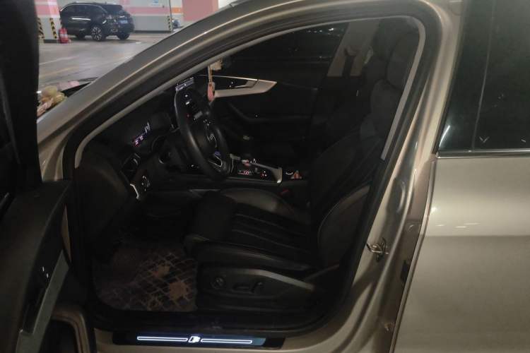 Used Audi A4L 2020 40 TFSI Fashion Dynamic Model Left Front Seat