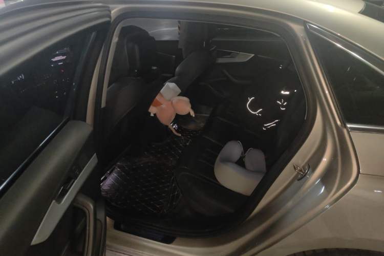 Used Audi A4L 2020 40 TFSI Fashion Dynamic Model Left Rear Seat