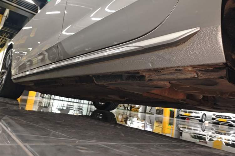 Used Audi A4L 2020 40 TFSI Fashion Dynamic Model Left Side Sill