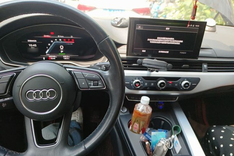 Used Audi A4L 2021 40 TFSI Enjoy Life Edition Center Console