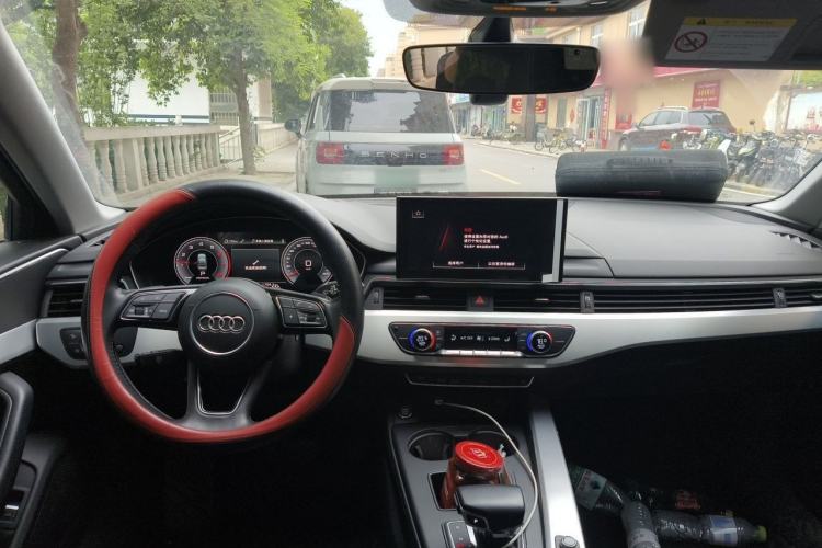 Used Audi A4L 2021 40 TFSI Enjoy Life Edition Center Console