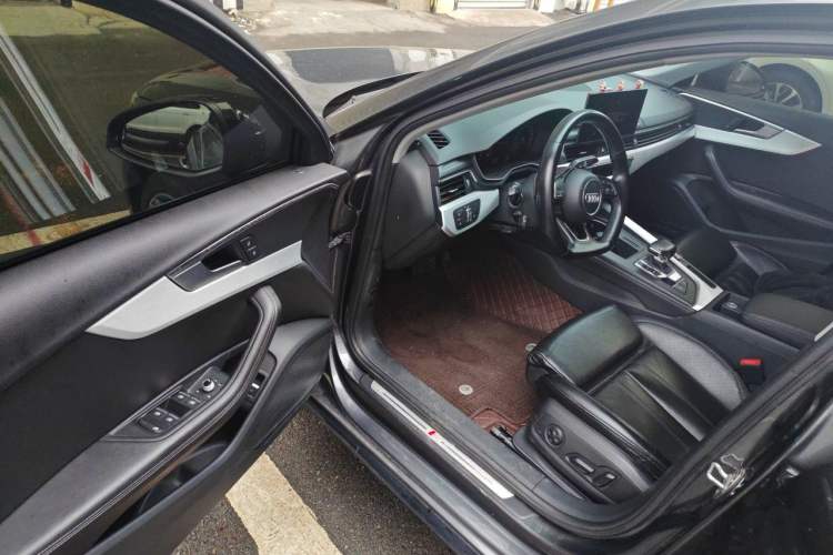 Used Audi A4L 2021 40 TFSI Enjoy Life Edition Driver Seat