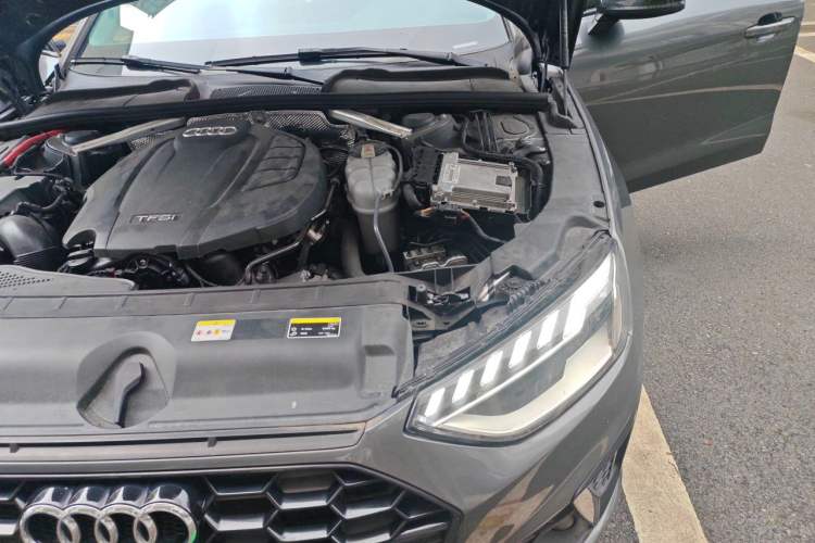 Used Audi A4L 2021 40 TFSI Enjoy Life Edition Engine Bay Left