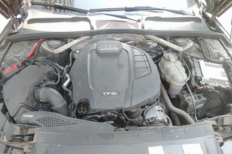 Used Audi A4L 2021 40 TFSI Enjoy Life Edition Engine Bay