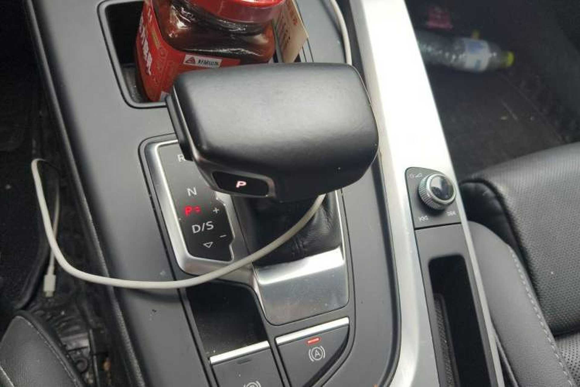 Used Audi A4L 2021 40 TFSI Enjoy Life Edition Gear Lever