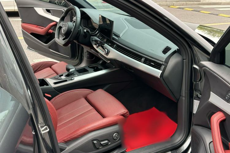 Used Audi A4L 2021 40 TFSI Enjoy Life Edition Interior 3