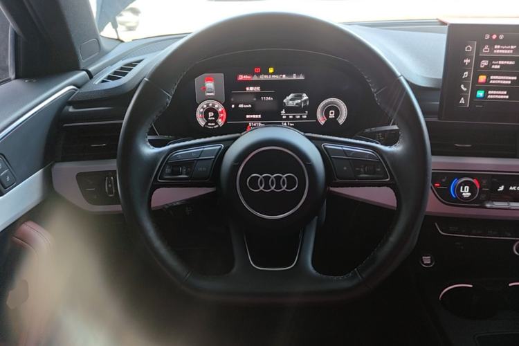 Used Audi A4L 2021 40 TFSI Enjoy Life Edition Steering Wheel