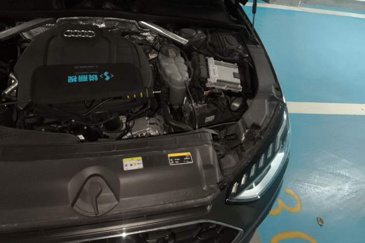 Used Audi A4L 2021 40 TFSI Enjoy Life Edition Engine Bay Left