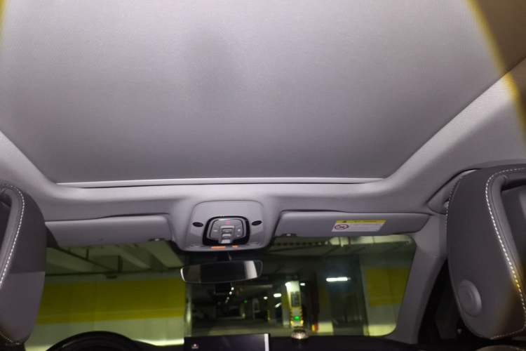 Used Audi A4L 2021 40 TFSI Enjoy Life Edition Headliner