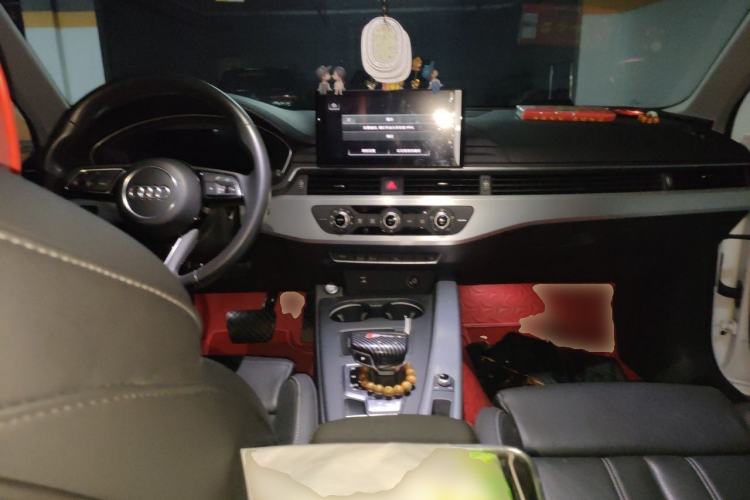 Used Audi A4L 2021 40 TFSI Enjoy Life Edition Center Console