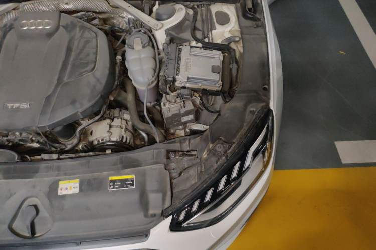 Used Audi A4L 2021 40 TFSI Enjoy Life Edition Engine Bay Left