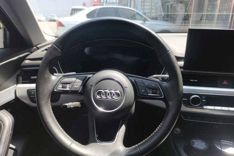 Used Audi A4L 2021 40 TFSI Enjoy Life Edition Steering Wheel