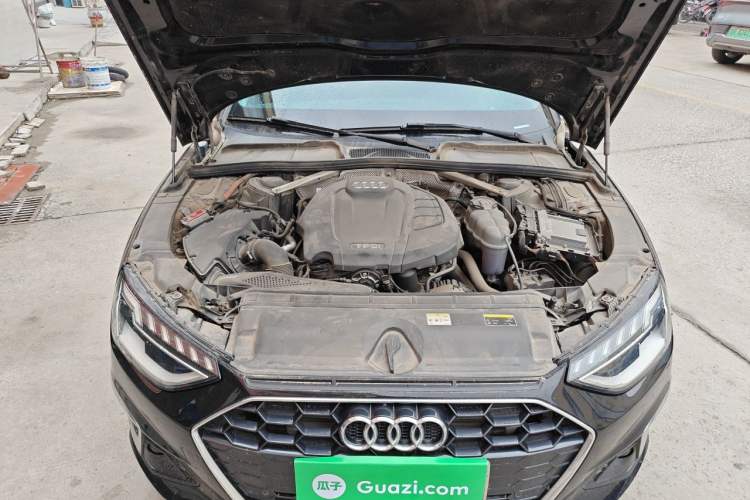 Used Audi A4L 2022 40 TFSI Fashion Dynamic Model Engine Bay