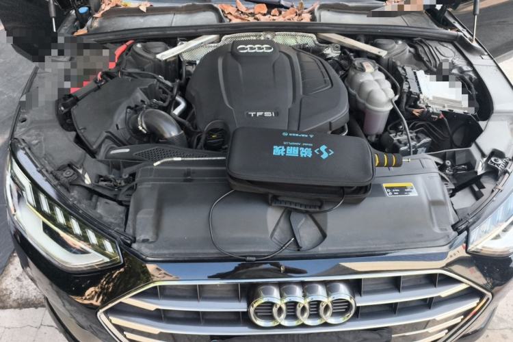 Used Audi A4L 2022 40 TFSI Stylish and Elegant Edition Engine Bay