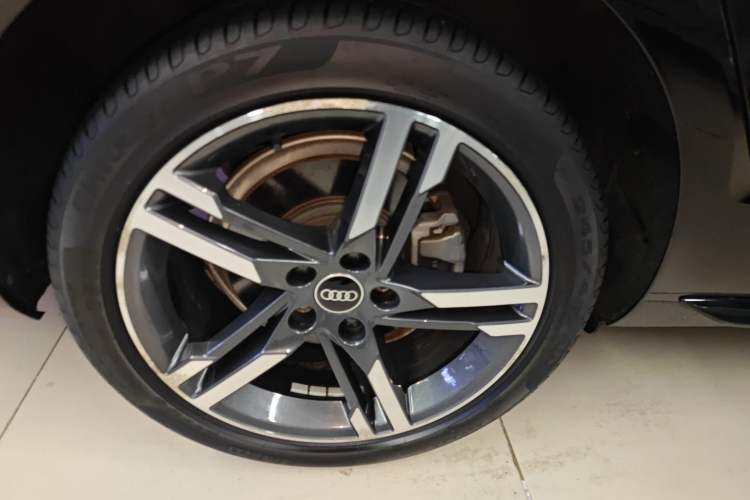 Used Audi A4L 2022 40 TFSI Luxury Dynamic Model Exterior 5