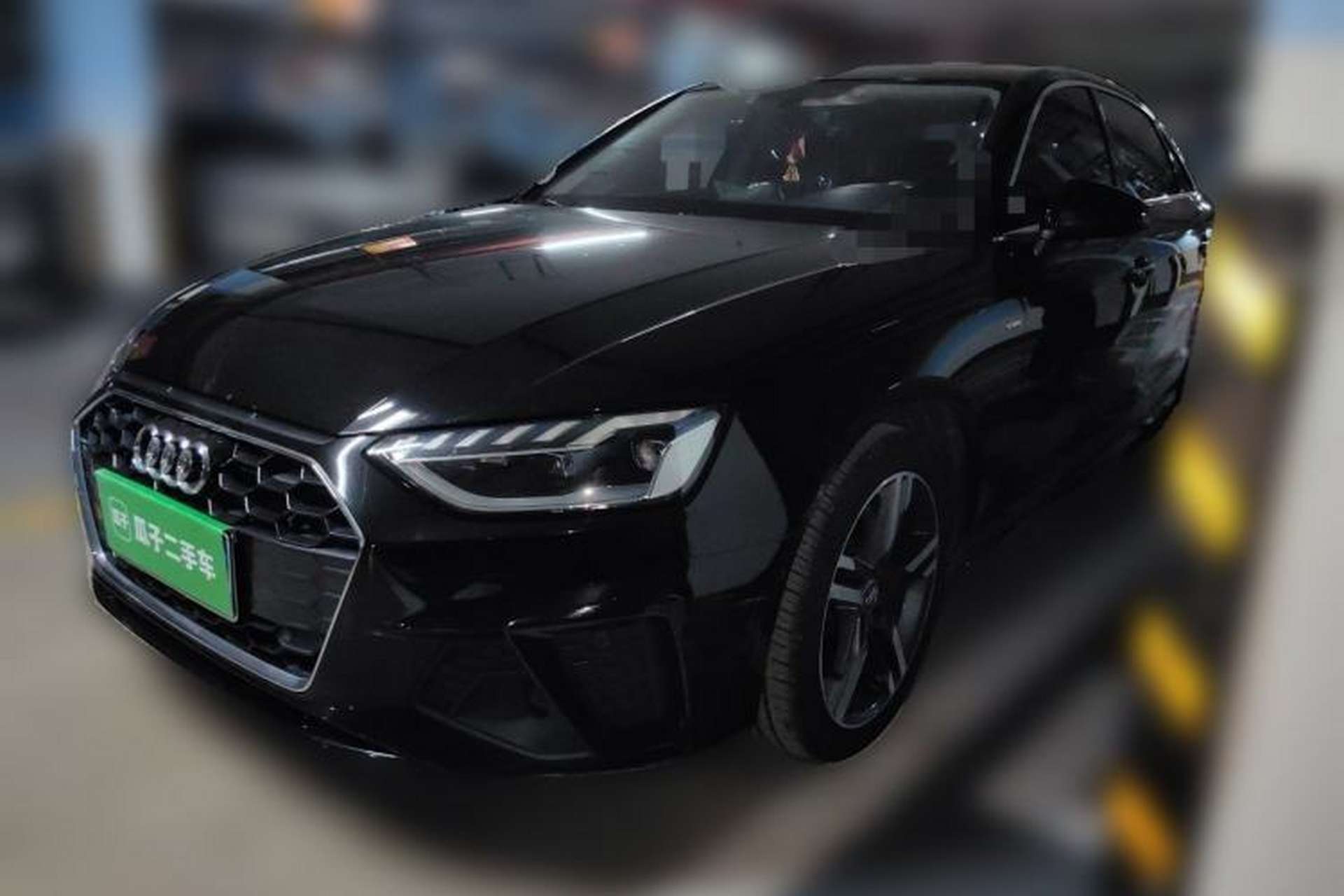 Used Audi A4L 2022 40 TFSI Luxury Dynamic Model Front Left 45 Deg
