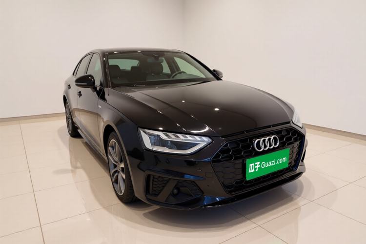 Used Audi A4L 2022 40 TFSI Luxury Dynamic Model Front Right 45 Deg