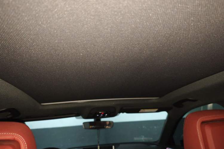 Used Audi A4L 2022 40 TFSI Luxury Dynamic Model Headliner