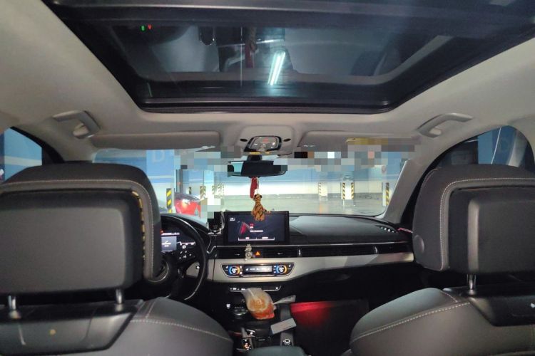 Used Audi A4L 2022 40 TFSI Luxury Dynamic Model Headliner