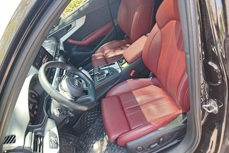 Used Audi A4L 2022 40 TFSI Luxury Dynamic Model Left Front Seat