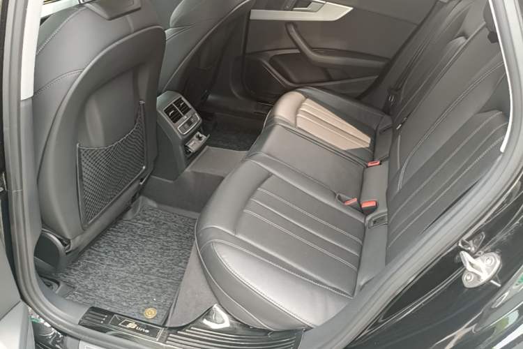 Used Audi A4L 2022 40 TFSI Fashion Dynamic Model Left Rear Seat
