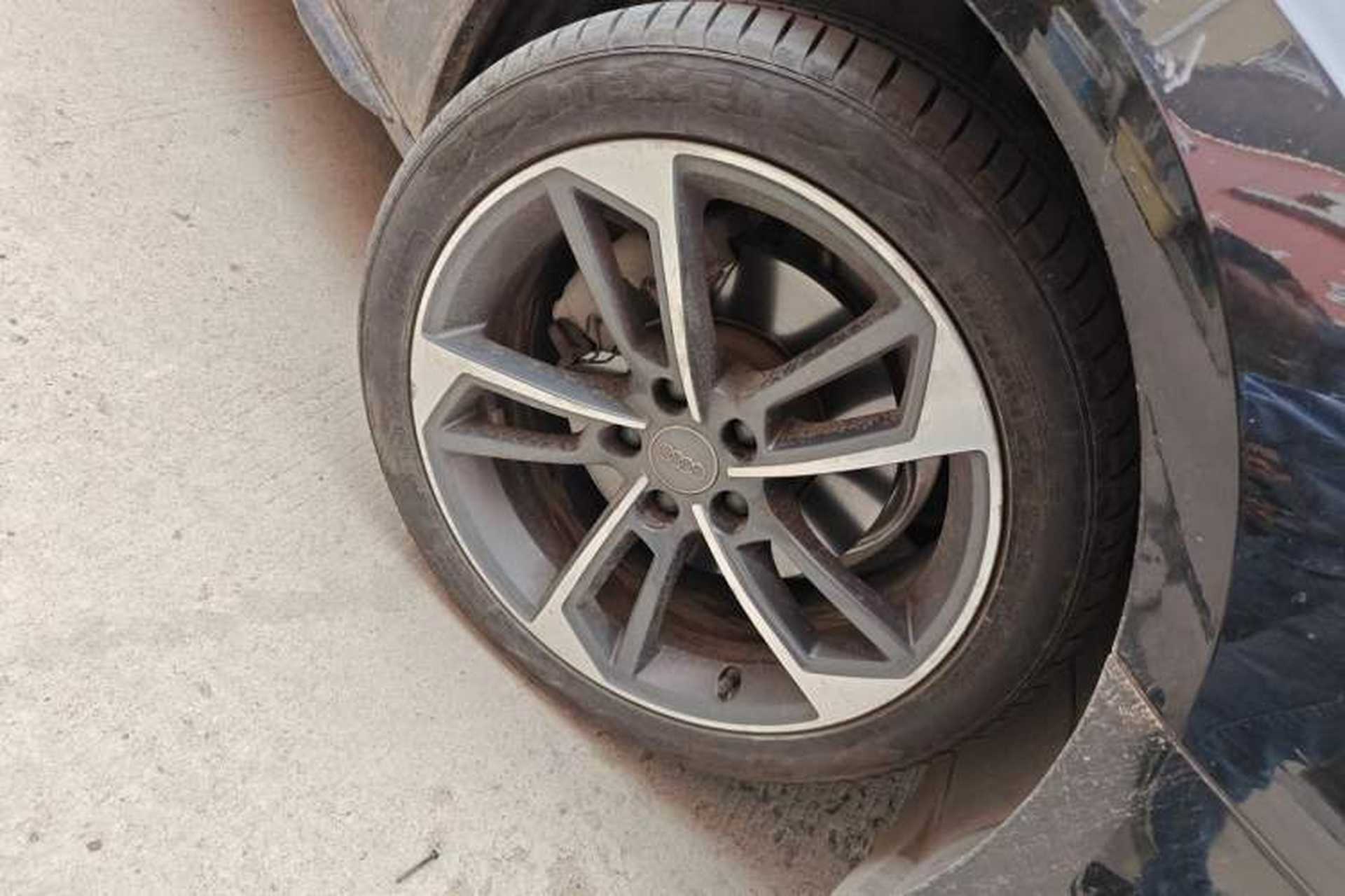 Used Audi A4L 2022 40 TFSI Fashion Dynamic Model Right Front Wheel Hub