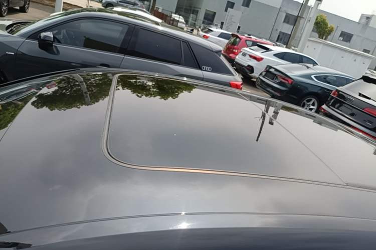 Used Audi A4L 2022 40 TFSI Fashion Dynamic Model Roof