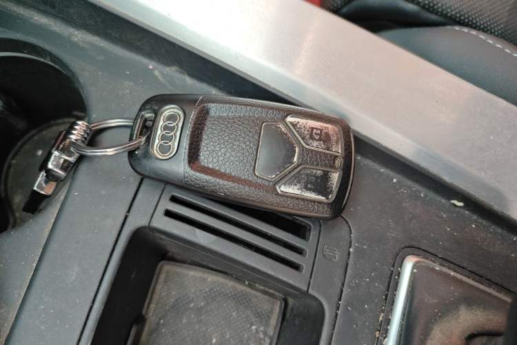 Used Audi A4L 2022 40 TFSI Fashion Dynamic Model Vehicle Key