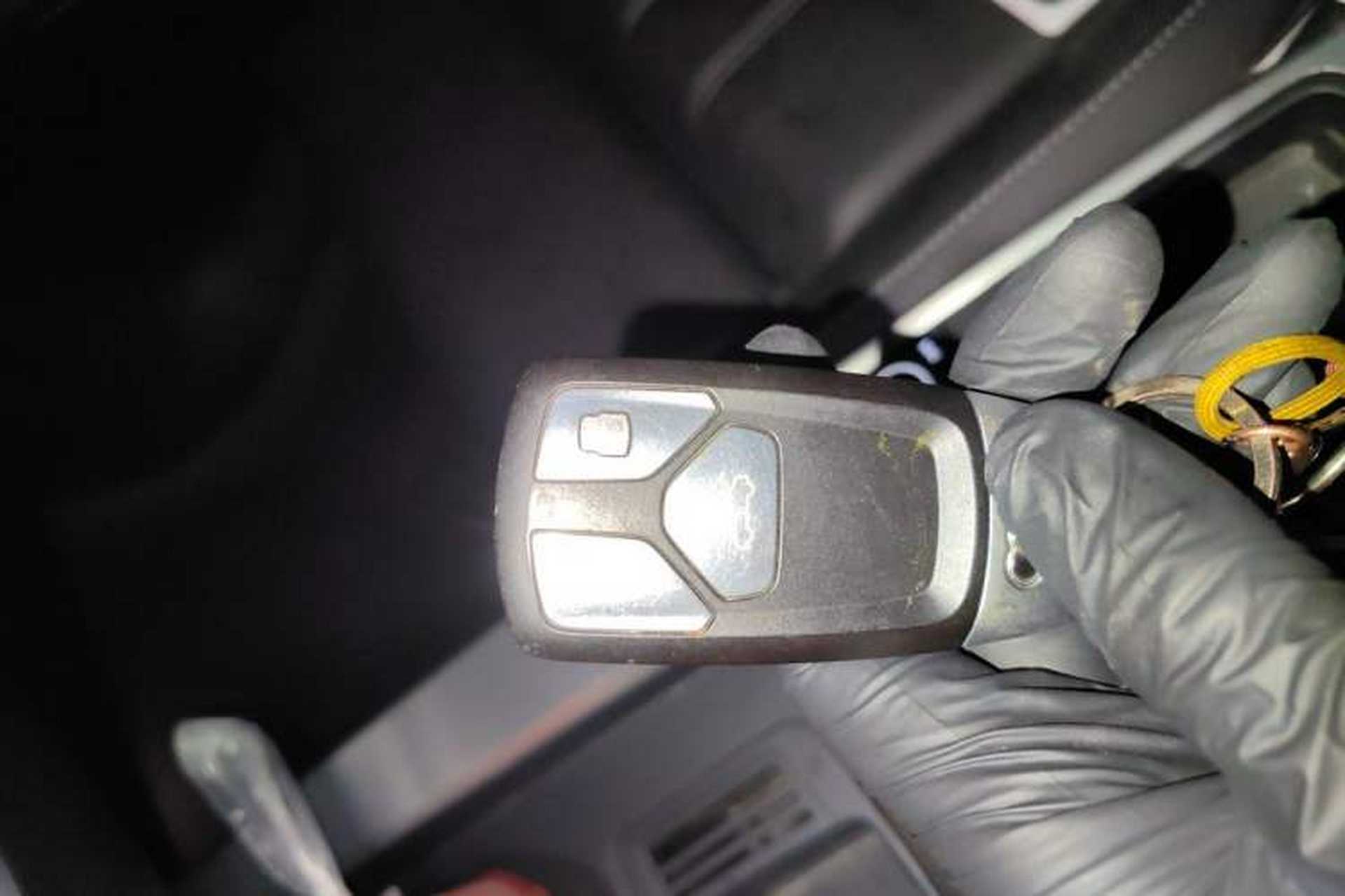 Used Audi A4L 2022 40 TFSI Luxury Dynamic Model Vehicle Key