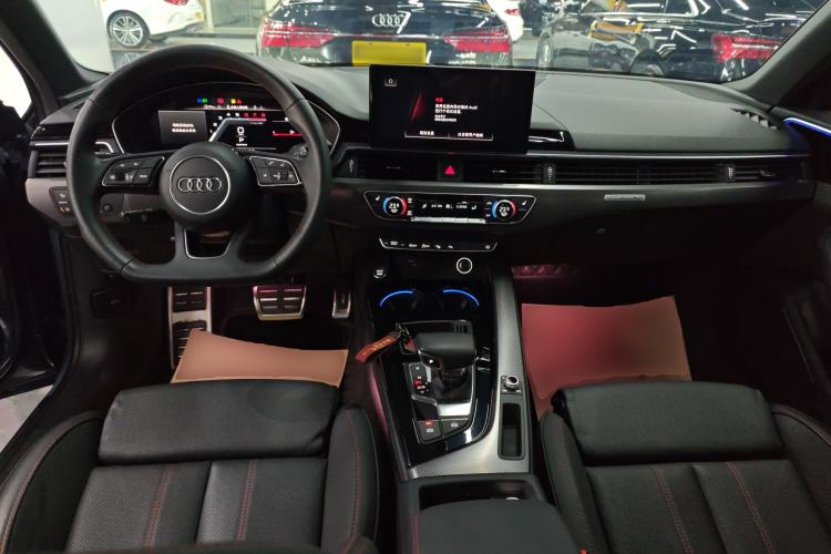 Used Audi A4L 2022 40 TFSI quattro RS Performance Package Center Console