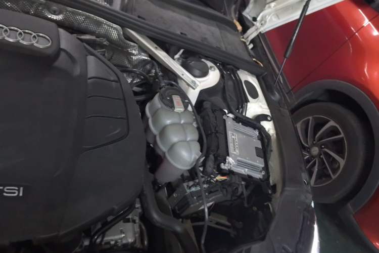Used Audi A4L 2022 40 TFSI Fashion Dynamic Model Engine Bay Left
