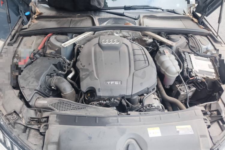 Used Audi A4L 2022 40 TFSI Luxury Dynamic Model Engine Bay