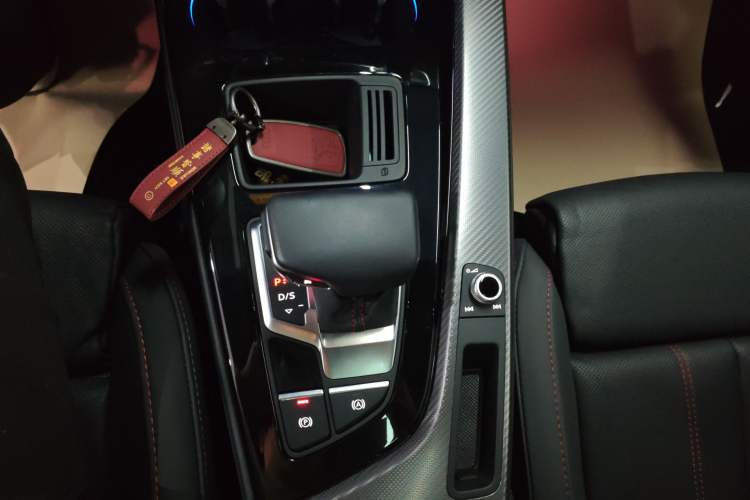 Used Audi A4L 2022 40 TFSI quattro RS Performance Package Gear Lever