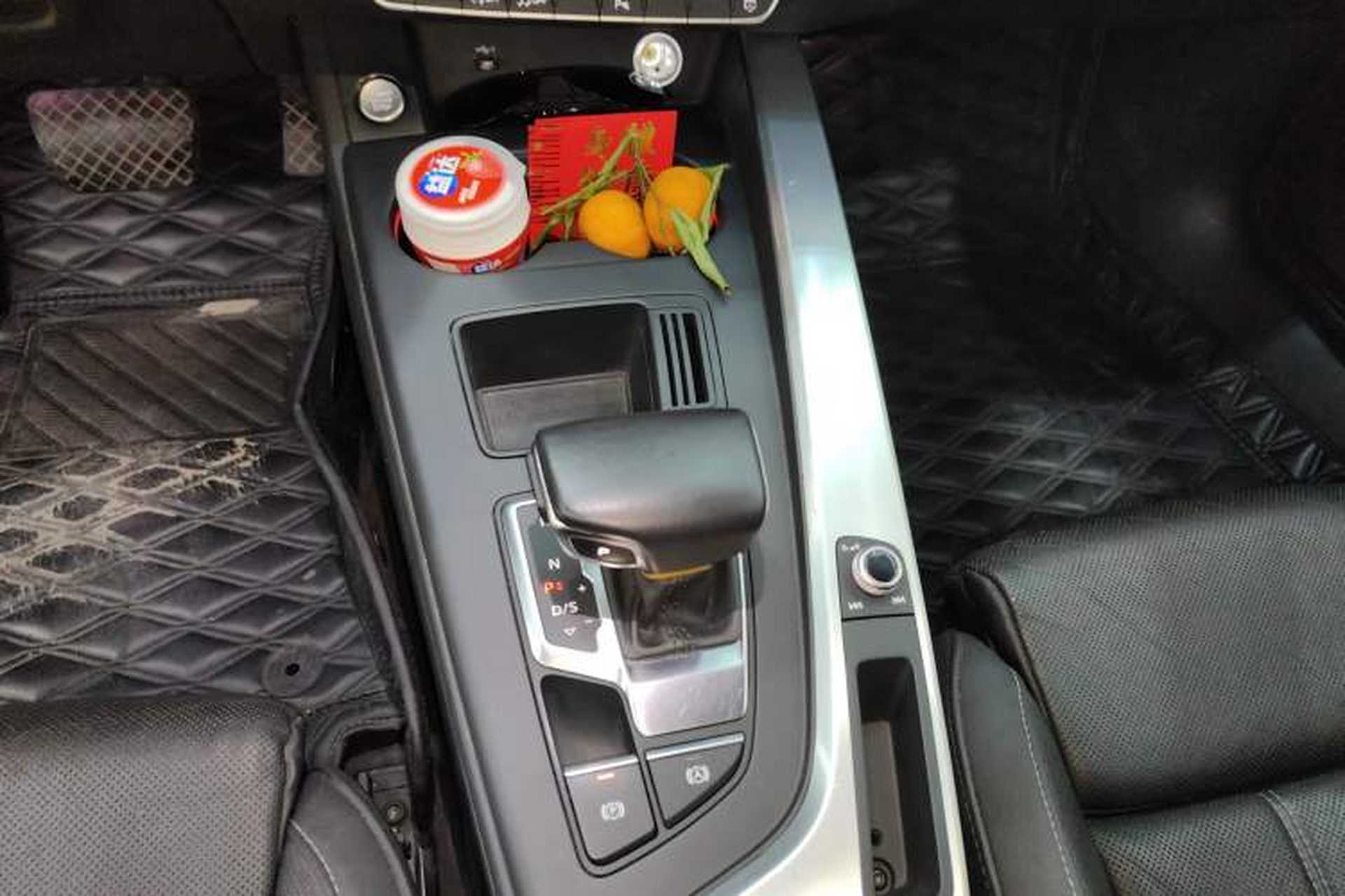Used Audi A4L 2022 40 TFSI Luxury Dynamic Model Gear Lever