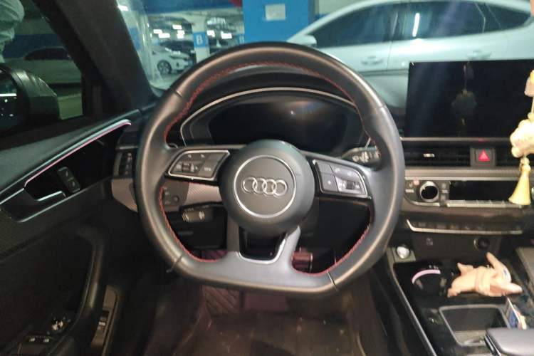 Used Audi A4L 2022 40 TFSI quattro RS Performance Package Steering Wheel