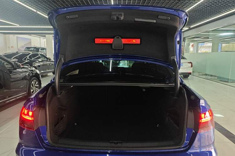 Used Audi A4L 2022 40 TFSI Luxury Dynamic Model Trunk