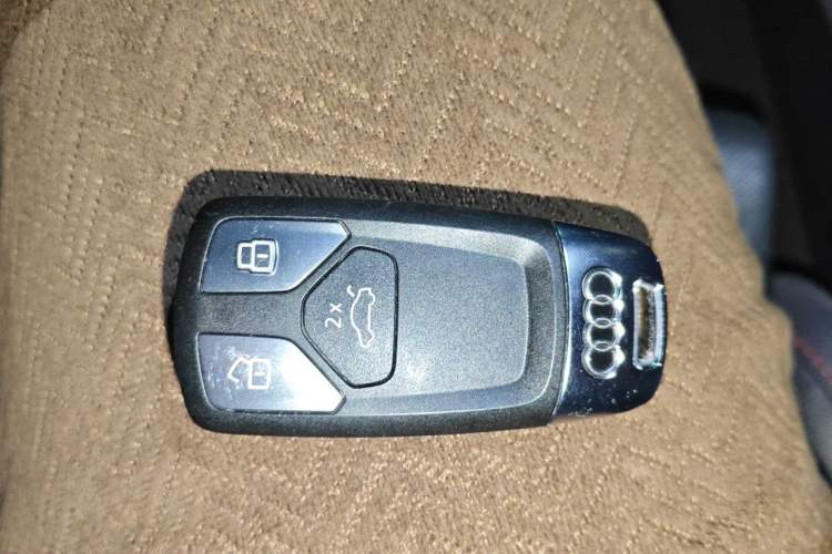 Used Audi A4L 2022 40 TFSI quattro RS Performance Package Vehicle Key