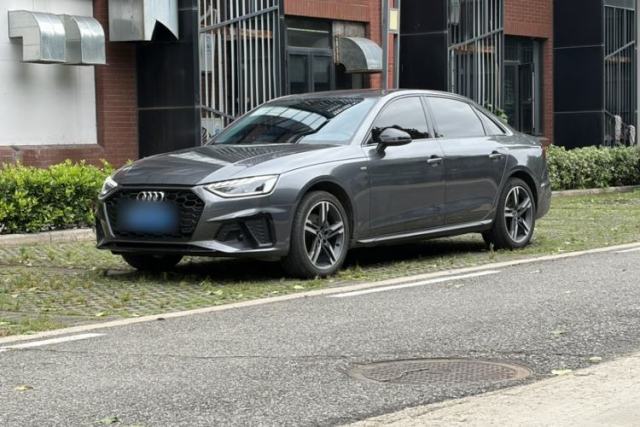 Used Audi A4L 2022 40 TFSI Luxury Dynamic Model