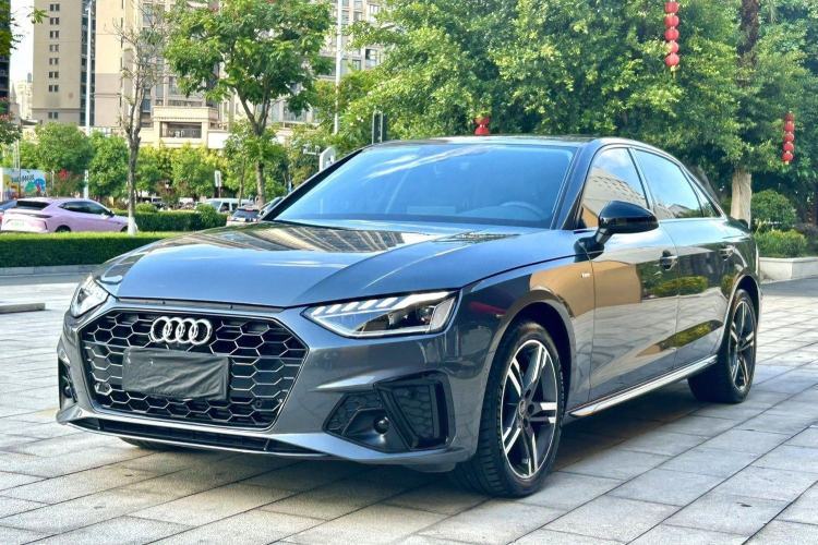 Used Audi A4L 2022 40 TFSI Luxury Dynamic Model Guazi used car, China used car export, Used car for sale, Used Audi cars, Cheapest cars for sale