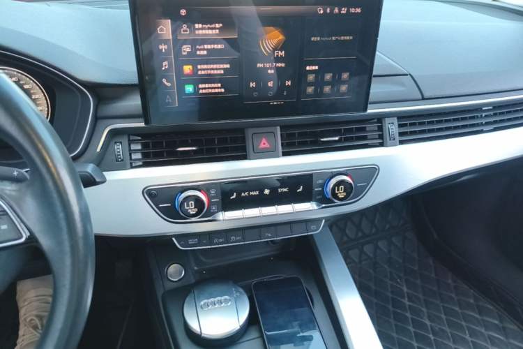 Used Audi A4L 2022 40 TFSI Fashion Dynamic Model Audio And AC Panel