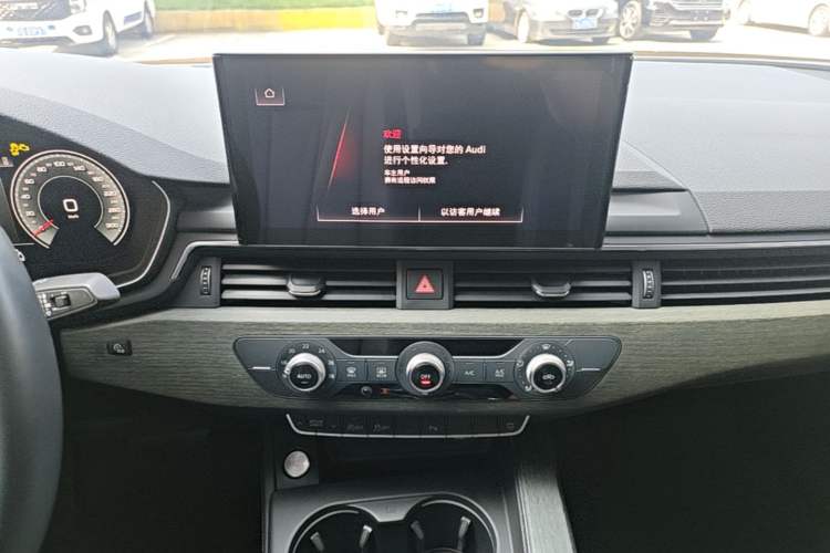 Used Audi A4L 2022 40 TFSI Stylish and Elegant Edition Audio And AC Panel