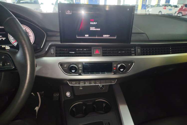 Used Audi A4L 2022 40 TFSI Luxury Dynamic Model Audio And AC Panel