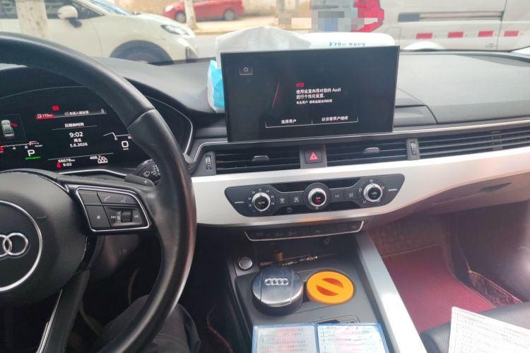 Used Audi A4L 2022 40 TFSI Fashion Dynamic Model Audio And AC Panel