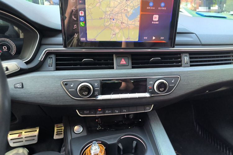 Used Audi A4L 2022 40 TFSI Luxury Dynamic Model Audio And AC Panel