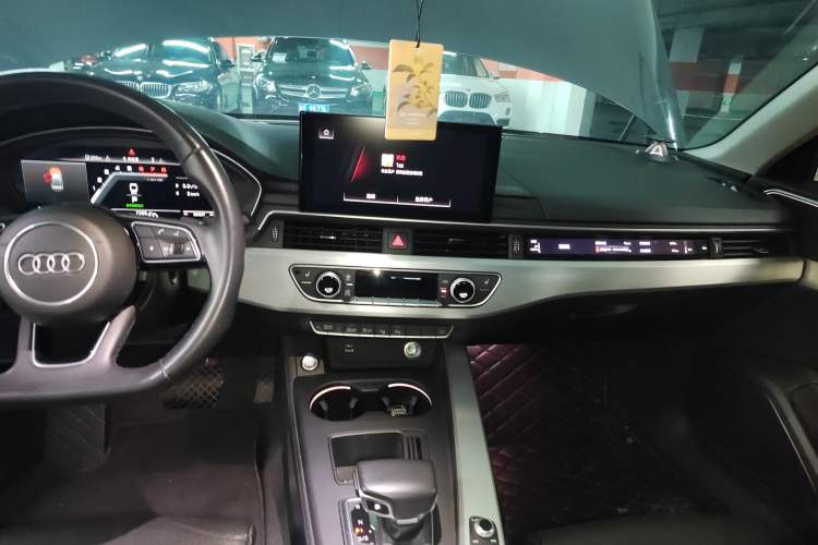 Used Audi A4L 2022 40 TFSI Luxury Dynamic Model Audio And AC Panel
