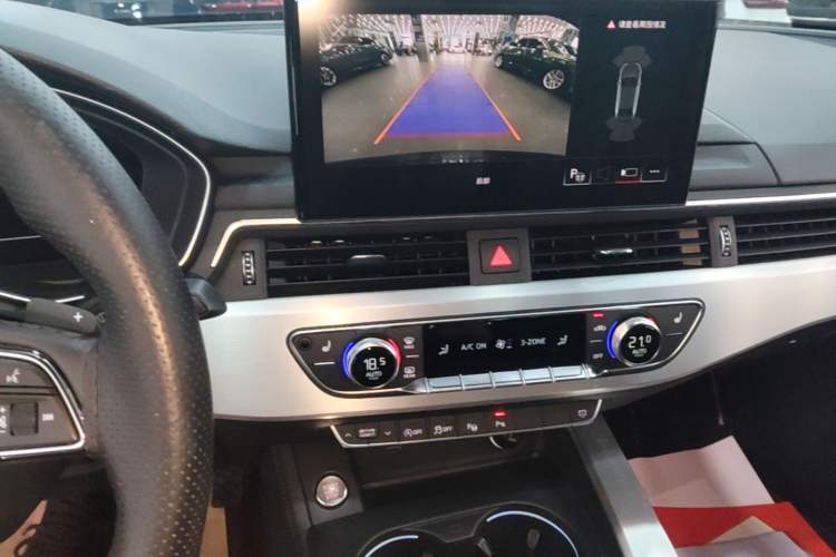 Used Audi A4L 2022 40 TFSI Luxury Dynamic Model Audio And AC Panel