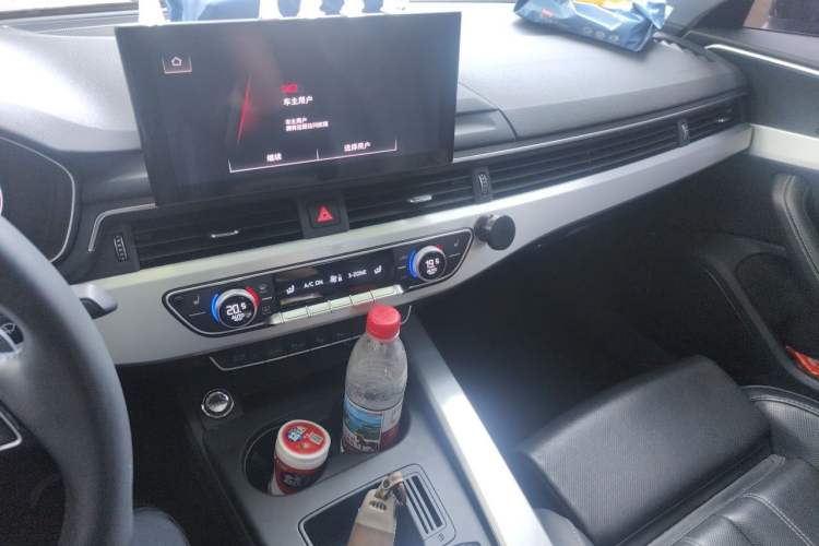 Used Audi A4L 2022 40 TFSI Luxury Dynamic Model Audio And AC Panel