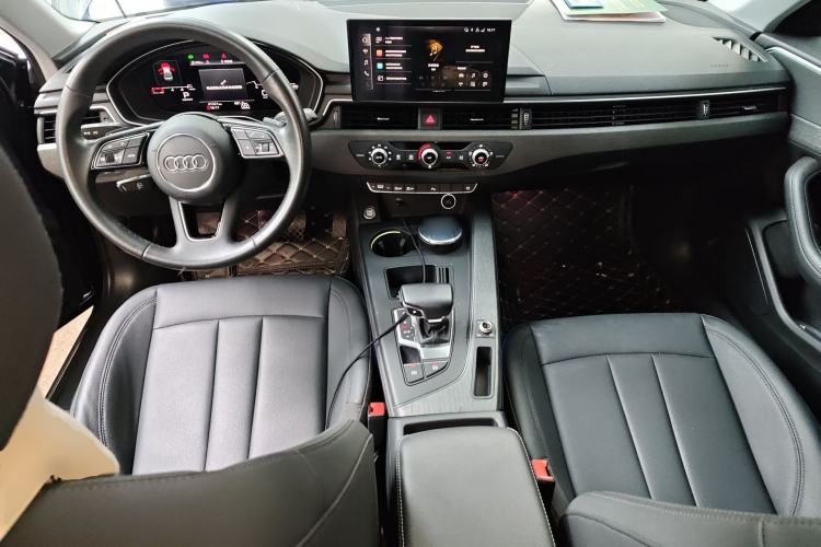 Used Audi A4L 2022 40 TFSI Stylish and Elegant Edition Center Console